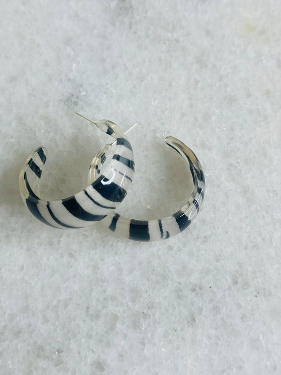 Zebra Semi Hoops
